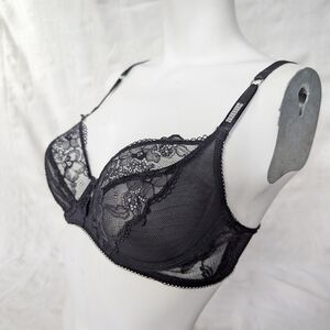 Wacoal Black Lace Underwire Bra